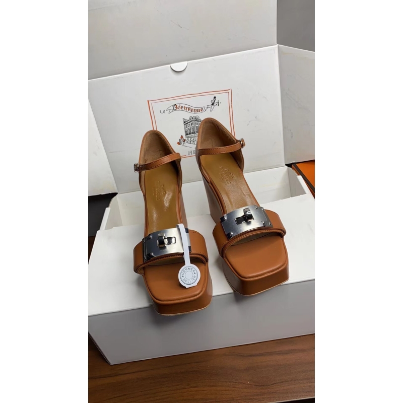 H**mes high heels